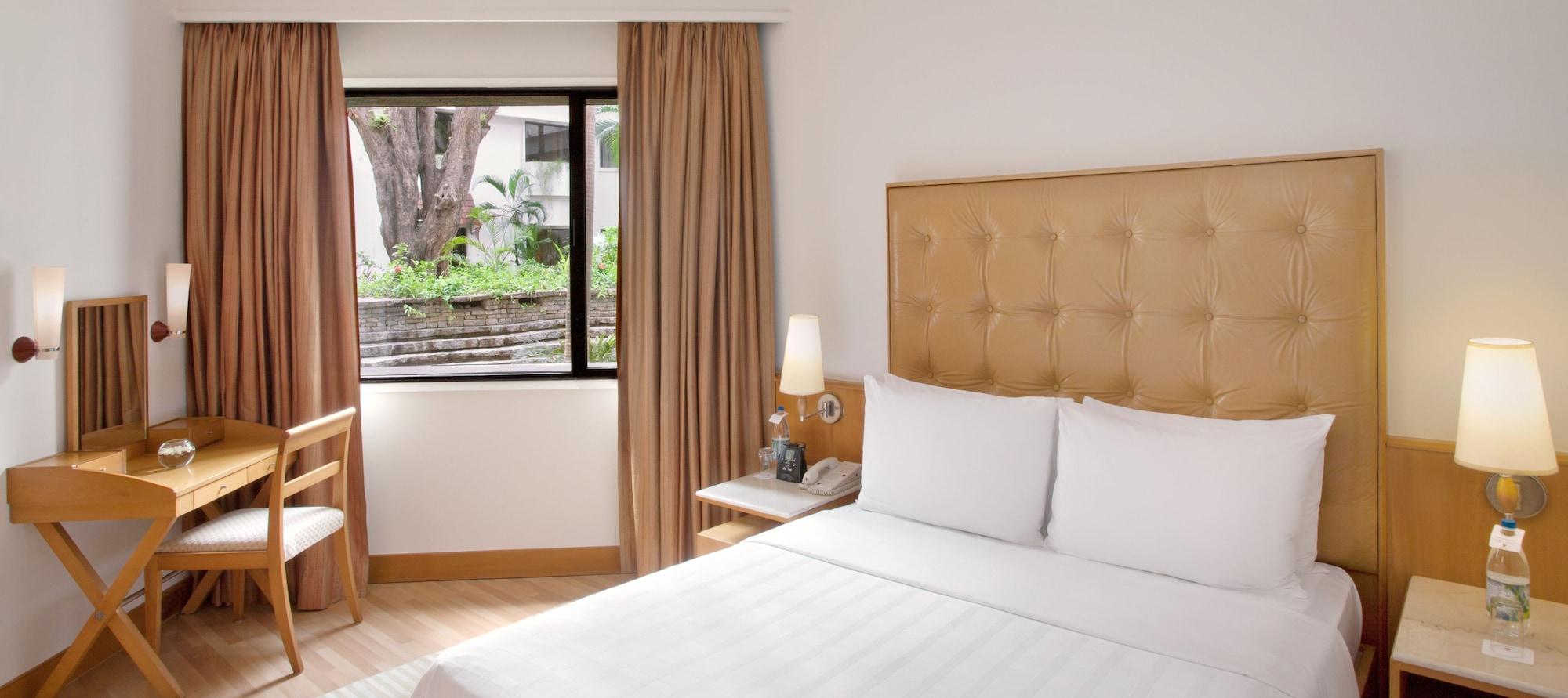 โรงแรมไทรเด้นท์ เชนไน ภายนอก รูปภาพ A room at the hotel