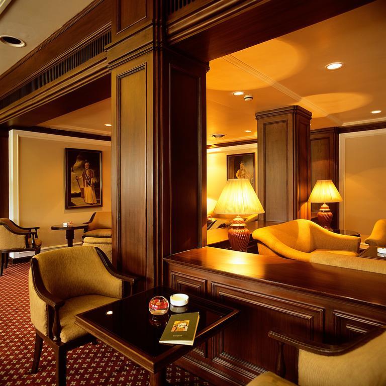 โรงแรมไทรเด้นท์ เชนไน ภายนอก รูปภาพ The lounge at the airport